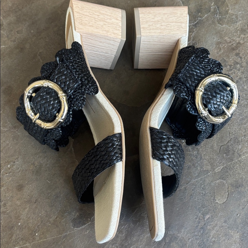 Dolce Vita Zophy Sandal - Picture 9 of 14
